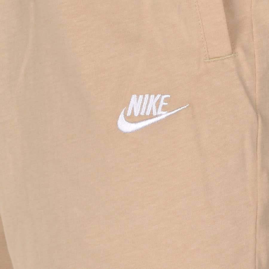 Alternative Image for ProductNike Club Logo Shorts Beige3